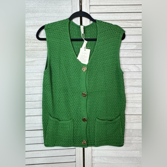 Evaless  Green Knit Cardigan Vest. NWT. Size Small. Gold Buttons. - Picture 1 of 8